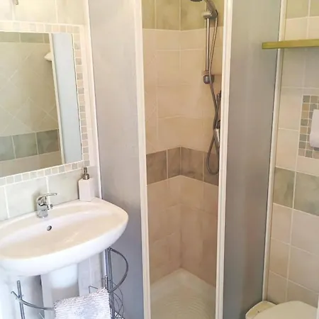 Ponente Guest house *